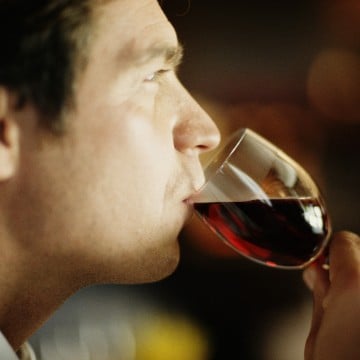 Unleash Your Inner Sommelier With Wine Of The Month Club