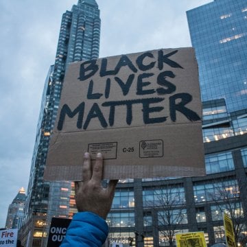 Here\'s What You Can Do to Help the Black Lives Matter Cause