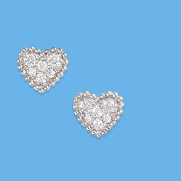 Surprise Your Bride-to-Be With One of These Unique Gifts