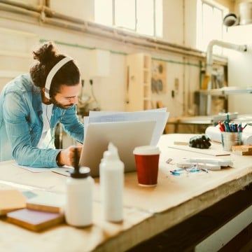 How To Use Music To Boost Your Brain Power (And Stop Procrastination)