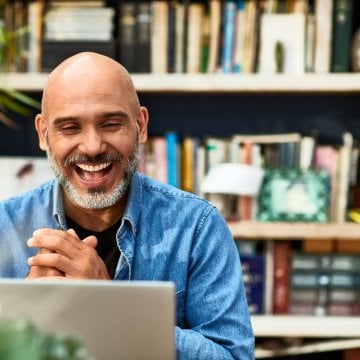 8 Entrepreneurs Reveal How They Made Their First Million Online