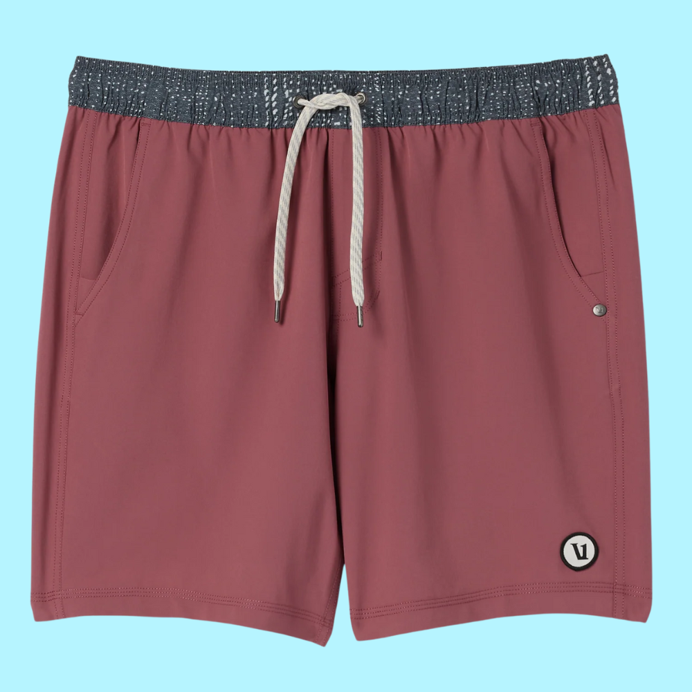 Show Off a Little Leg & Soak Up the Sun in Style With These Stylish Men\'s Shorts