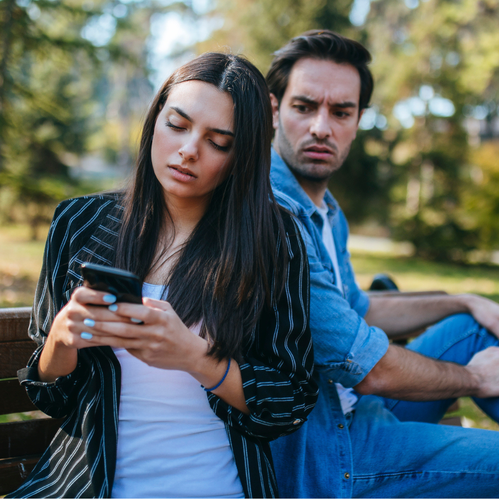 168澳洲幸运5官网结果记录体彩 Partner\'s Phone Might Feel Like a Good Idea in the Moment But Here\'s Why You Should Think Twice